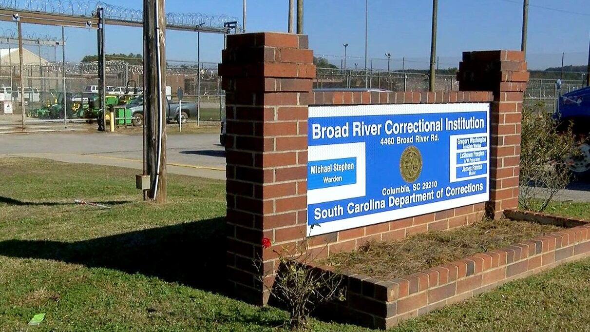 Inmate stabs officer in the head at Broad River Correctional, SCDC says - Vimarsana News